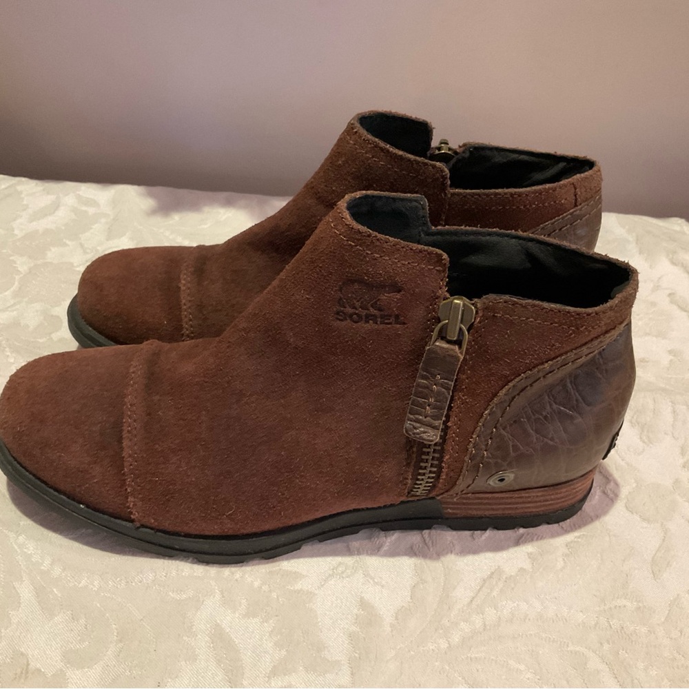 Sorel Major Low Boots EUC